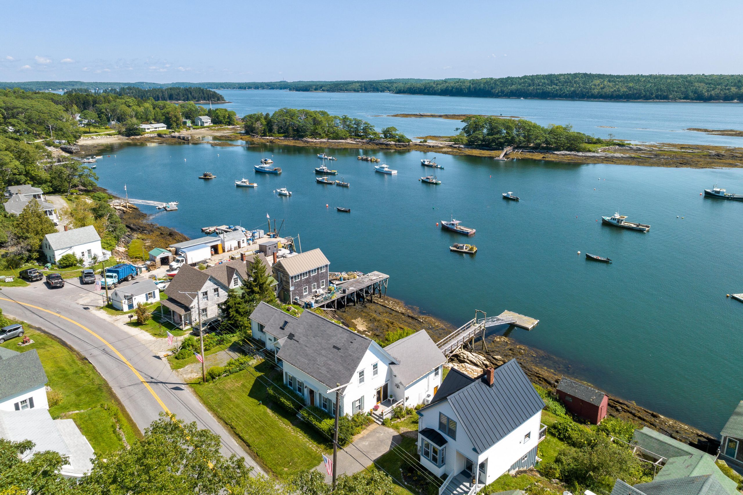 Waterfront homes for sale in the Harpswell Maine area.