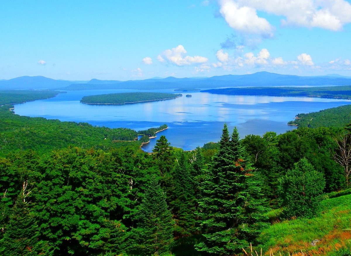 Mooselookmeguntic Lake Real Estate and Homes for Sale.