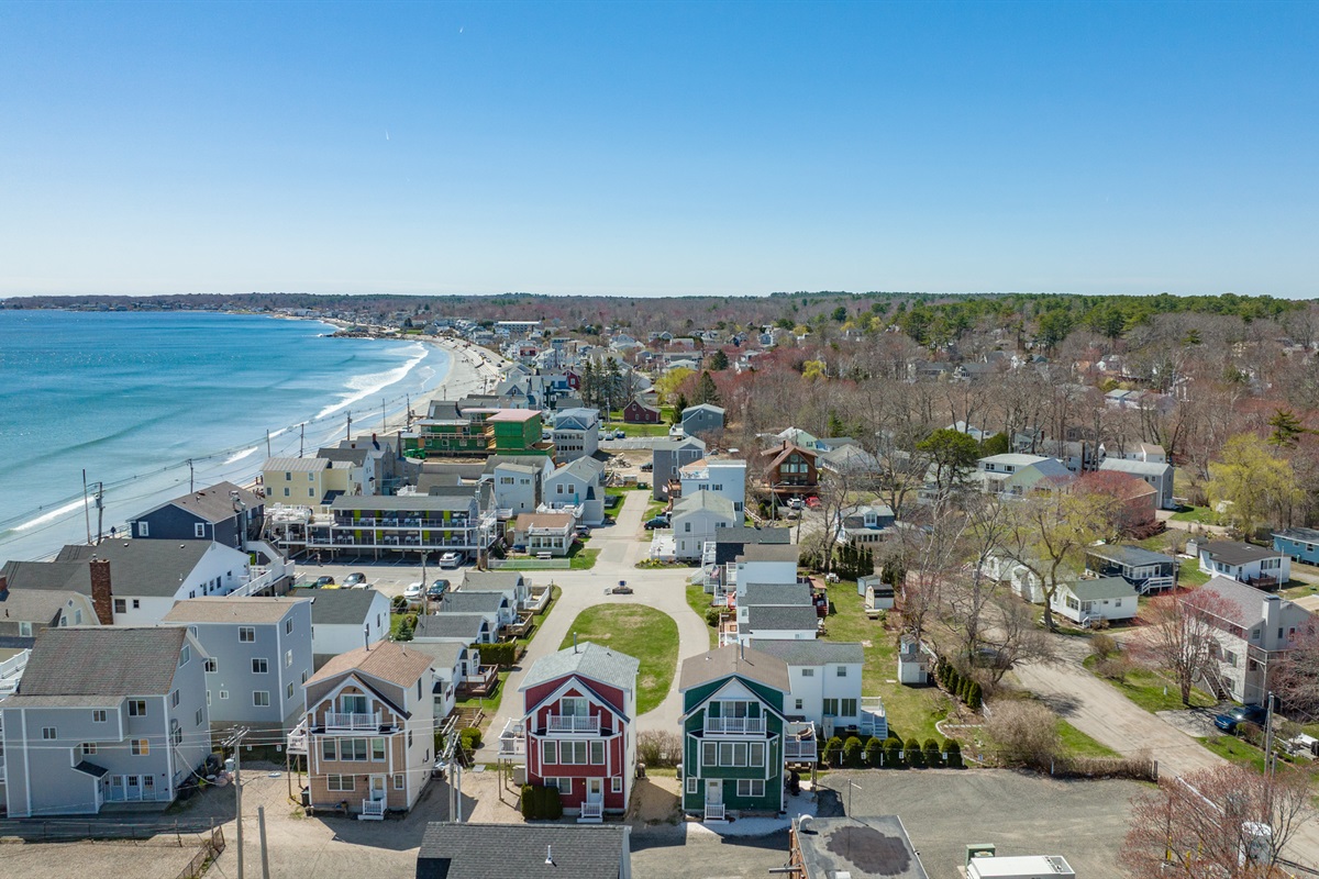 Waterfront homes in York Harbor, Kittery and Cuttis Harbor Maine