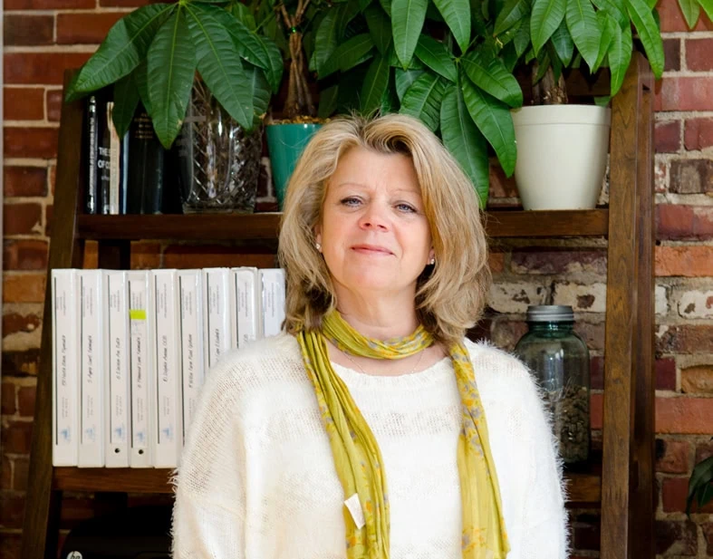 Laura Sosnowski Laura Sosnowski